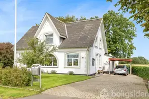 Villa på Fjællebrovej 13, 6093 Sjølund