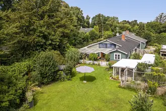 Villa på Linde Alle 7, 3120 Dronningmølle