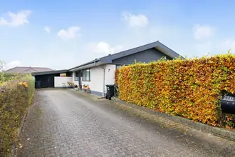 Villa på Multebærvej 7, 8471 Sabro