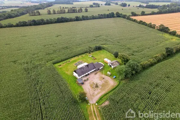 Villa på Bobøl-Foldingbrovej 8, 6683 Føvling