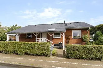 Villa på Østre Alle 14, 6650 Brørup