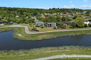 Villa på Birkevænget 6, 8732 Hovedgård
