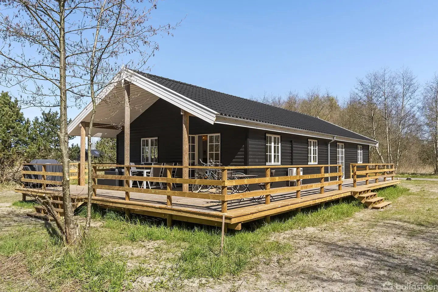 Nybygget sommerhus med charme og naturgrund i Væggerløse - Visning 2