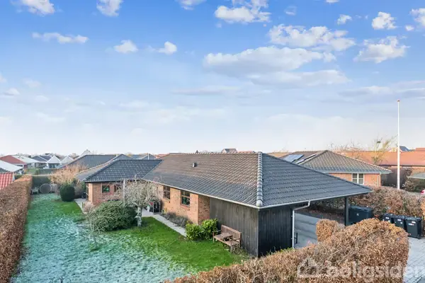 Villa på Østerløkken 34, 8381 Tilst