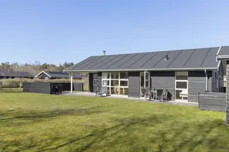 Fritidshus på Moselodden 8, Hou, 9370
