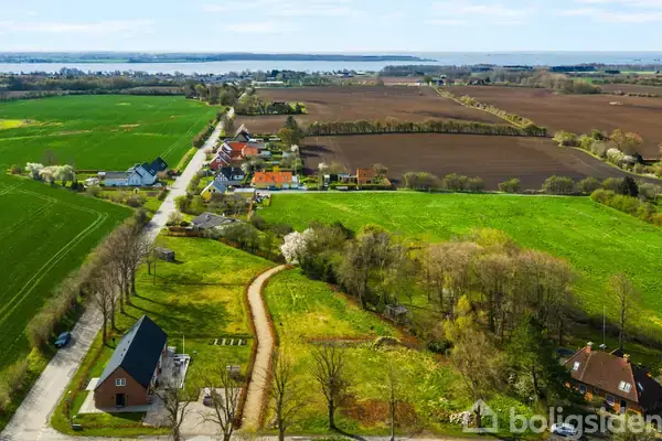 Helårsgrund på Egense Stationsvej 1B, 5700 Svendborg