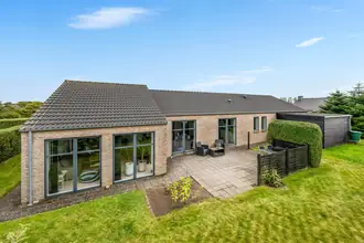 Villa på Blæsenborg Alle 27, Rindum, 6950 Ringkøbing