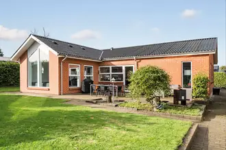 Villa på Skolevej 8, Nr Felding, 7500 Holstebro