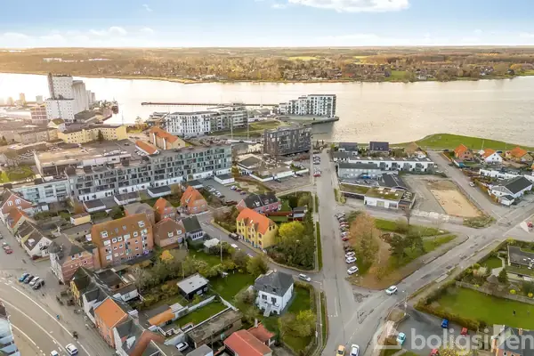 Villa på Helgolandsgade 8, 4800 Nykøbing F