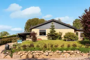 Villa på Kongensgavevej 16, 3200 Helsinge