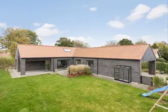 Villa på Skolevænget 27, 8310 Tranbjerg J