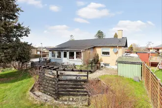 Villa på Bakkevej 21, Vedde, 4295 Stenlille