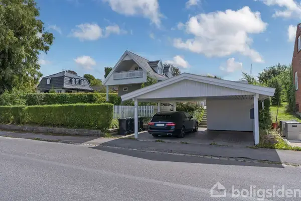 Villa på Knud Hjortøsvej 8, 3500 Værløse