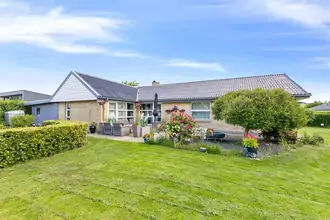 Villa på Lindøvænget 5, True, 8381 Tilst