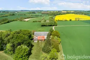 Landejendom på Råbylille Strandvej 34, 4780 Stege
