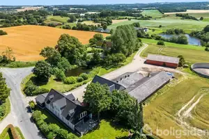 Landejendom på Føvlingvej 6, 8740 Brædstrup