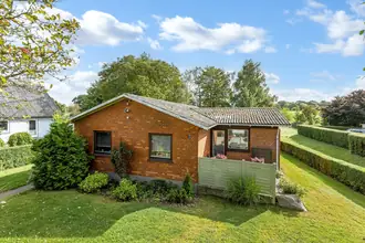 Villa på Ellemosevej 8, Damme, 4792 Askeby