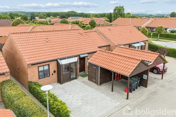 Villa på Hindhøjen 41, 8382 Hinnerup