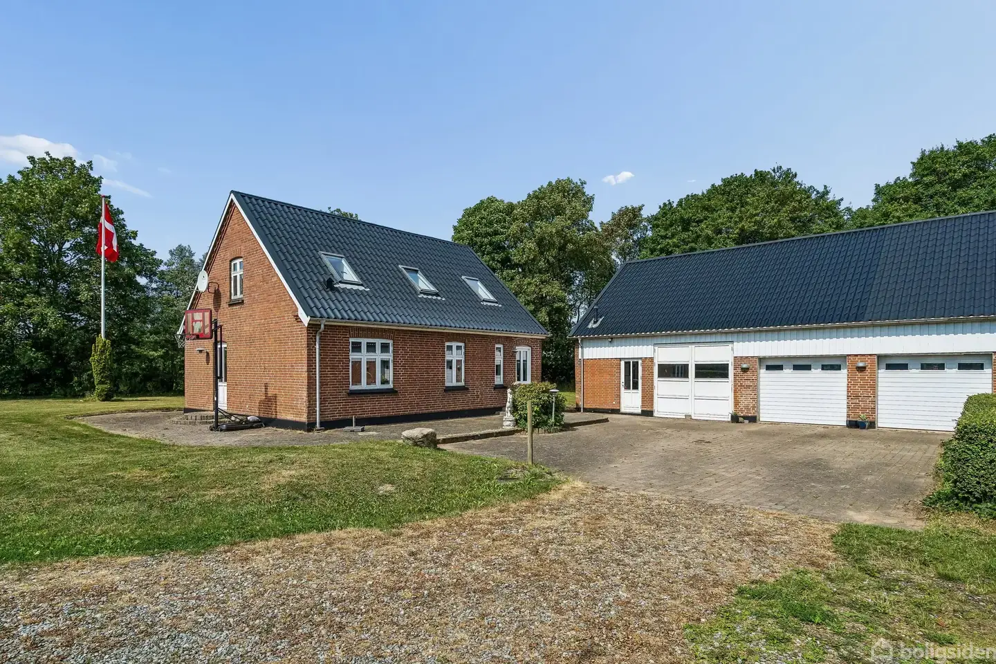 Villa på Sandballevej 30, 8382 Hinnerup