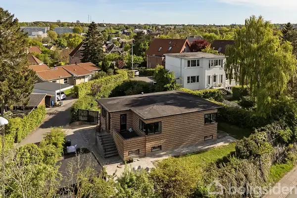 Villa på Gammel Kongevej 5, 8260 Viby J