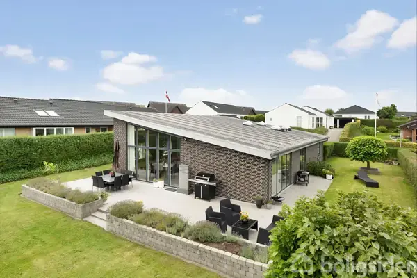 Villa på Svenstruphøj 61, 9230 Svenstrup J