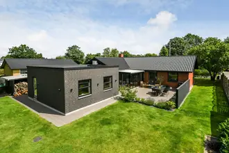 Villa på Kærvej 325, 7190 Billund