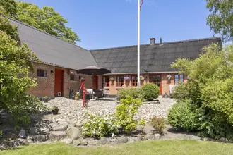 Landejendom på Kølsmosevej 23, Enslev, 8361 Hasselager