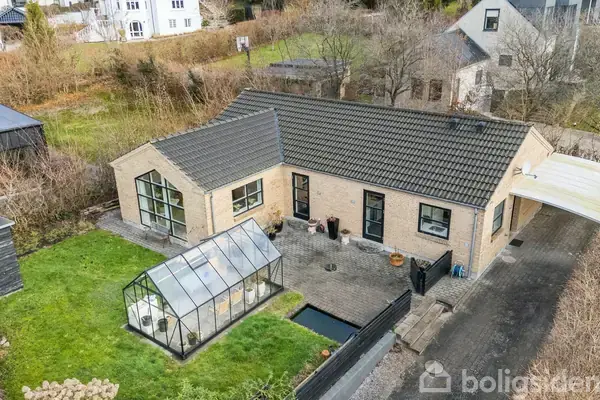 Villa på Langdalsvej 14A, 8220 Brabrand