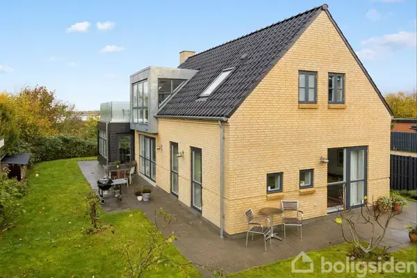 Villa på Højvangsvej 6, 9400 Nørresundby