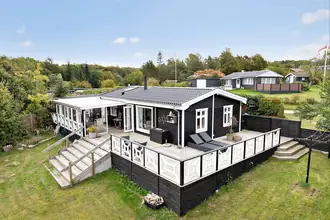 Fritidshus på Svinget 13, Skovgårde, 8961 Allingåbro
