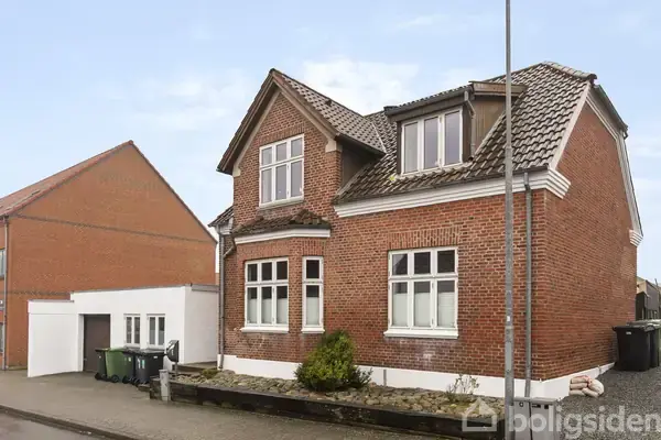 Villa på Fredensgade 6, 6705 Esbjerg Ø