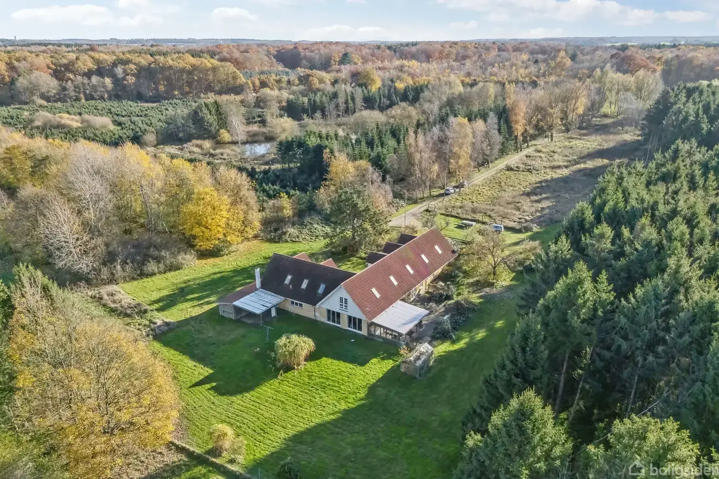 Landejendom på Ovrevej 1, 4190 Munke Bjergby