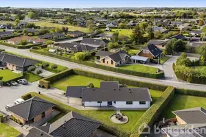 Villa på Hvedevangen 19, 8410 Rønde