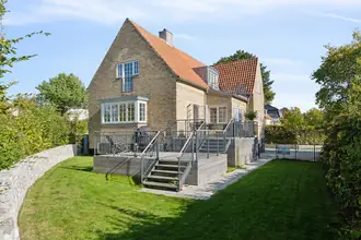 Villa på Hvidørevej 37, 2930 Klampenborg