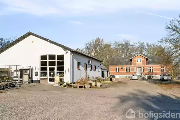 Landejendom på Fangelvej 1, 5260 Odense S
