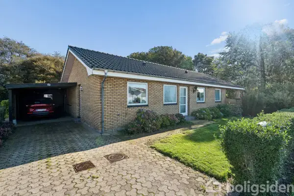 Villa på Risdalvej 5, 9830 Tårs