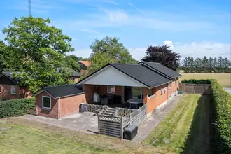 Villa på Åbakken 9, Ravnstrup, 8800 Viborg