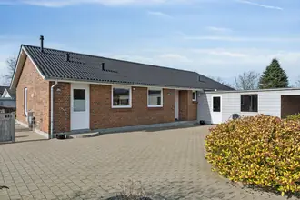 Villa på Kirketoft 2, Asp, 7600 Struer