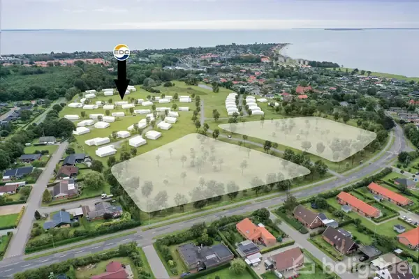 Helårsgrund på Fredes Allé 135, 7130 Juelsminde