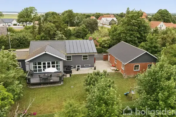 Villa på Dybsøvejen 5, 4750 Lundby