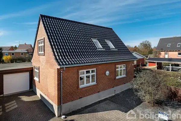 Villa på Jernbanegade 83, 9560 Hadsund