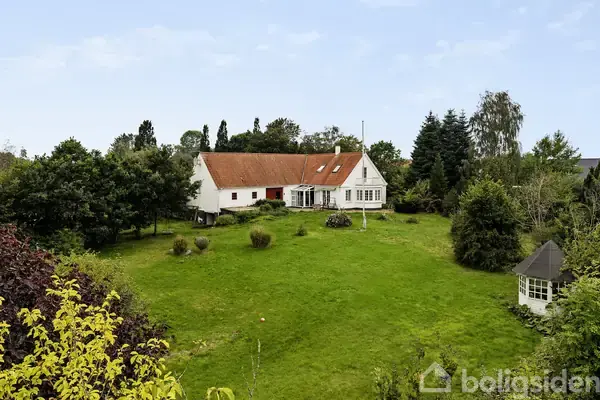 Landejendom på Nr. Bjertvej 138, 6000 Kolding