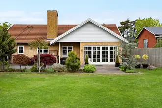 Villa på Holbergvænget 6, 5230 Odense M