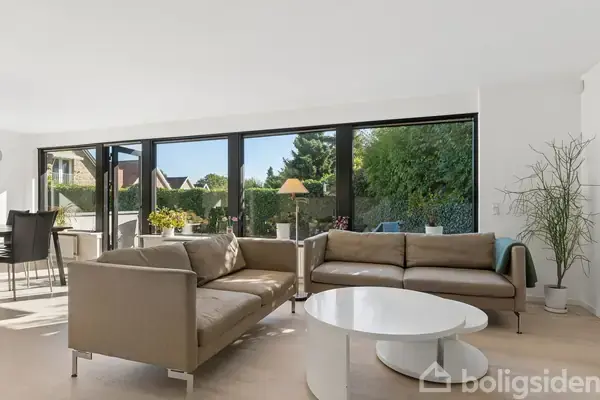 Villa på Søbredden 15, 2820 Gentofte