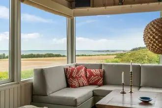 Fritidshus på Onsbjerg Vestermark 53, 8305 Samsø