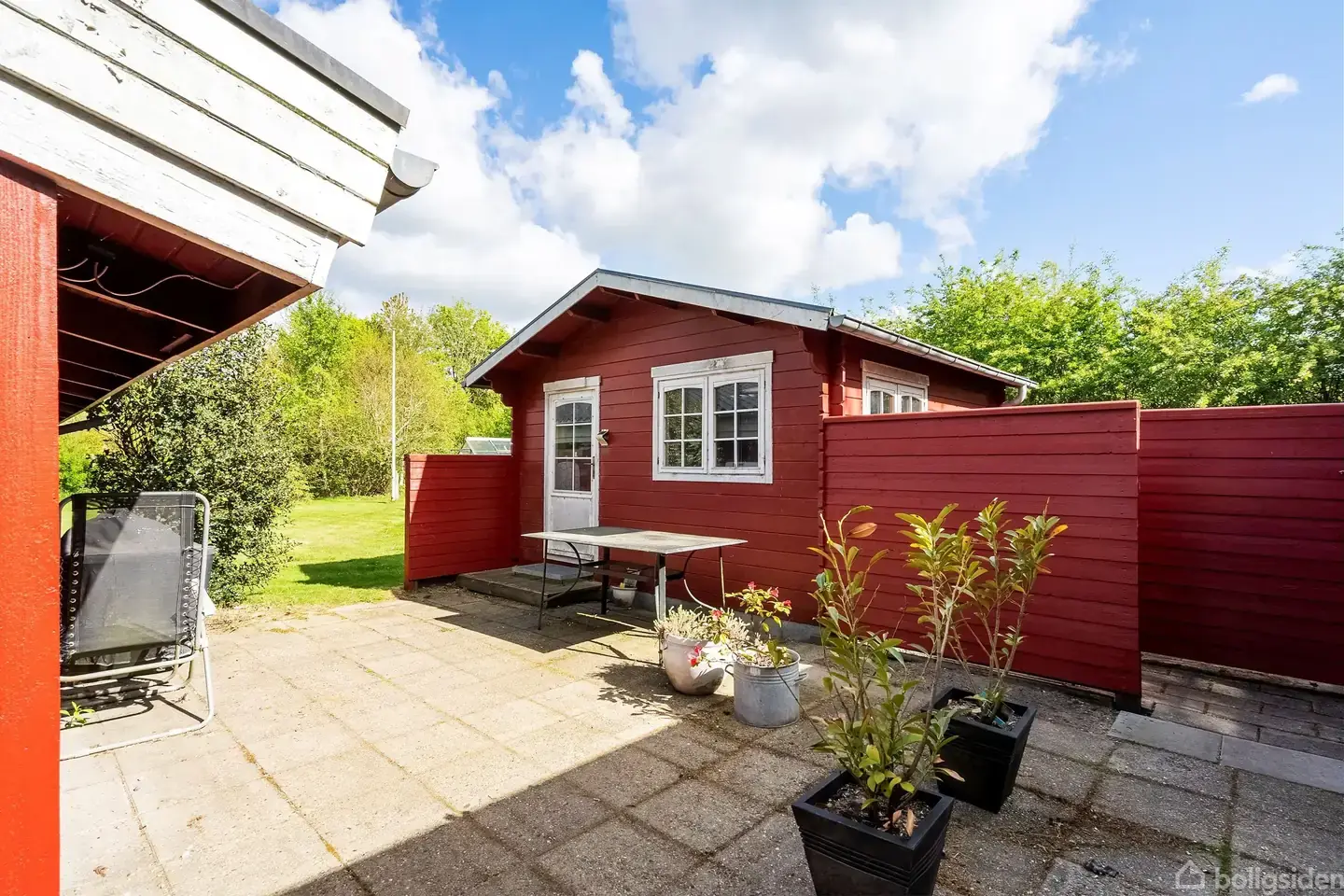 Velholdt og hyggeligt sommerhus - Visning 3