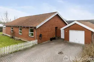 Villa på Holkebjergvej 3, 5250 Odense SV