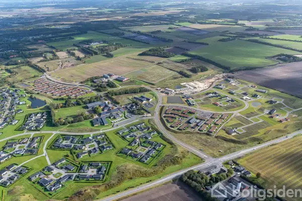 Helårsgrund på Sikahjorten 8, 7500 Holstebro