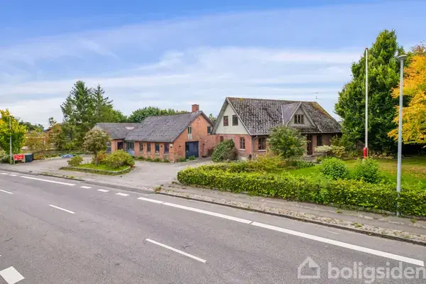 Villa på Hovedgaden 28, 8740 Brædstrup