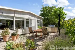 Villa på Munkerup Strandvej 45, 3120 Dronningmølle